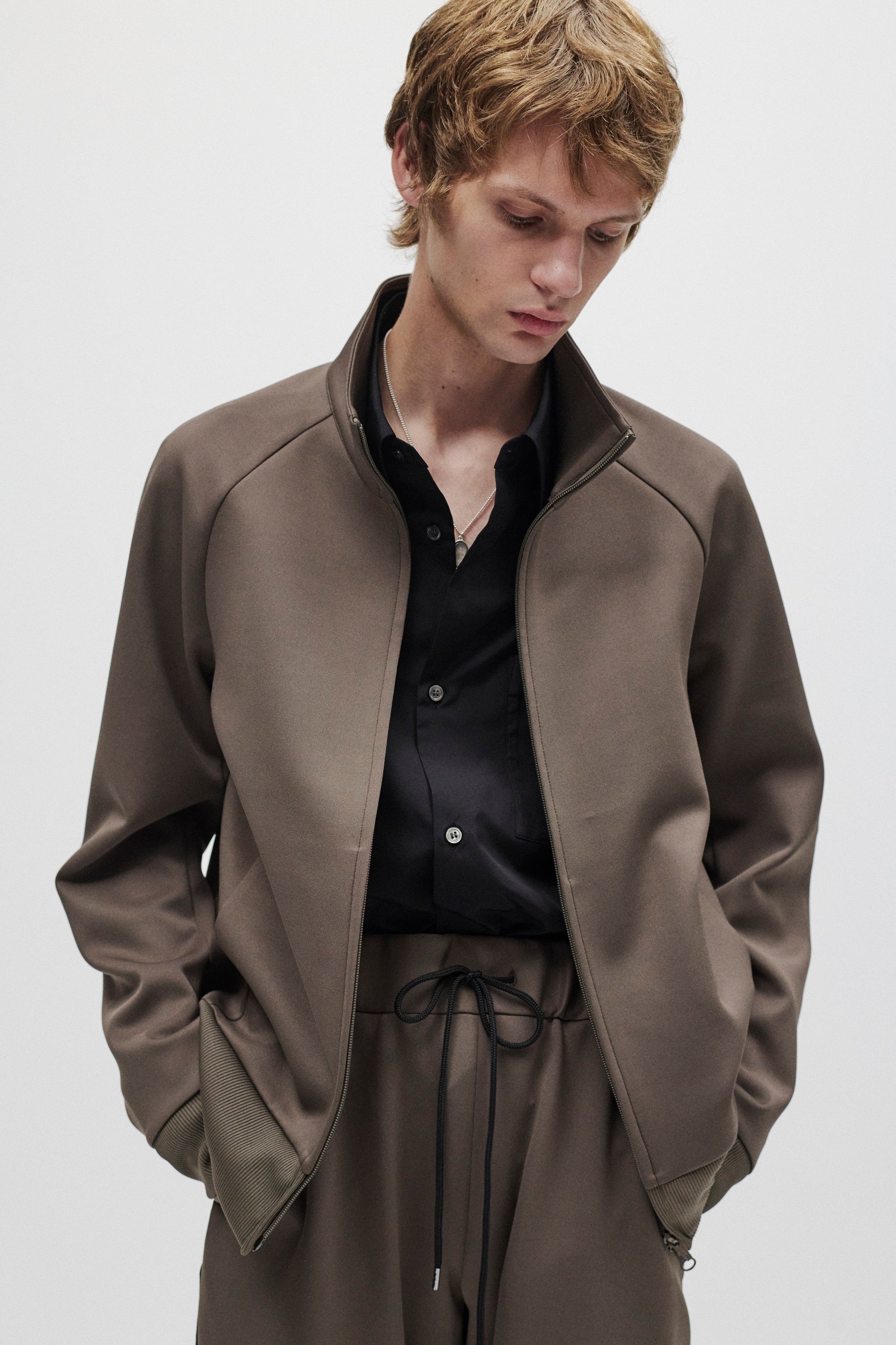 ポリエステルストレッチダブルニット トラックジャケット〔AB61-051〕