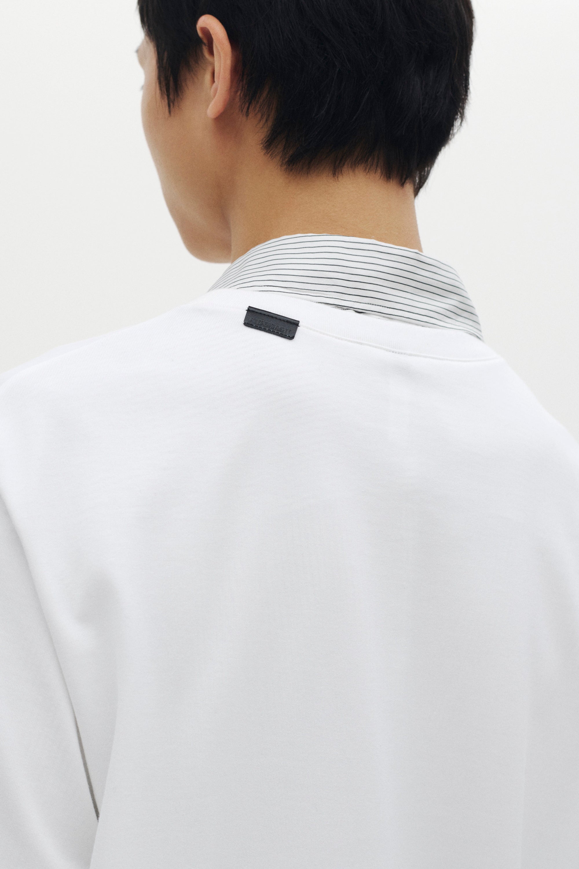 ジャージーロゴS/S Tシャツ〔MCKA0266086998〕