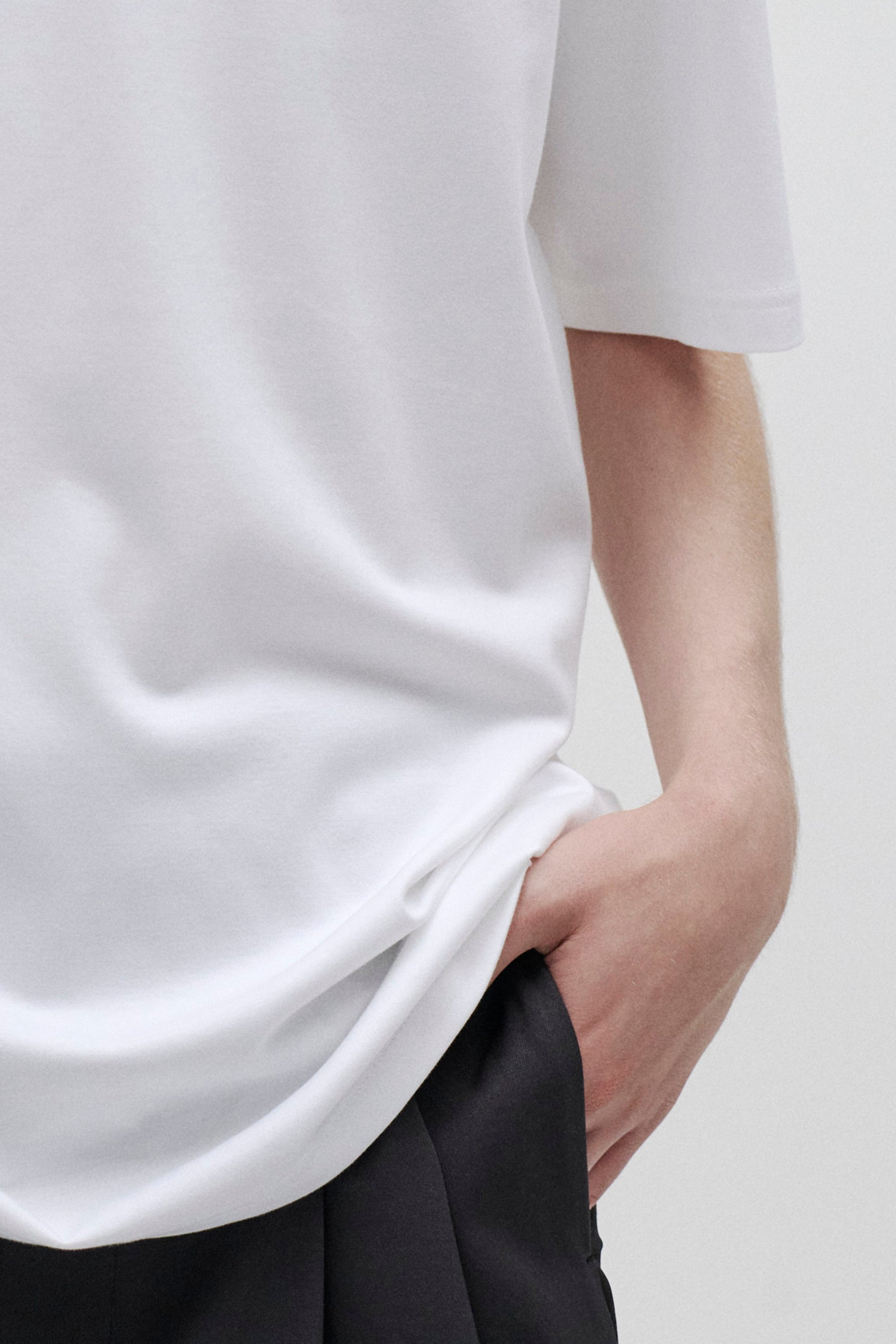 コットンダブルフェイススリムフィットS/Sカットソー〔MCKA0284086998〕