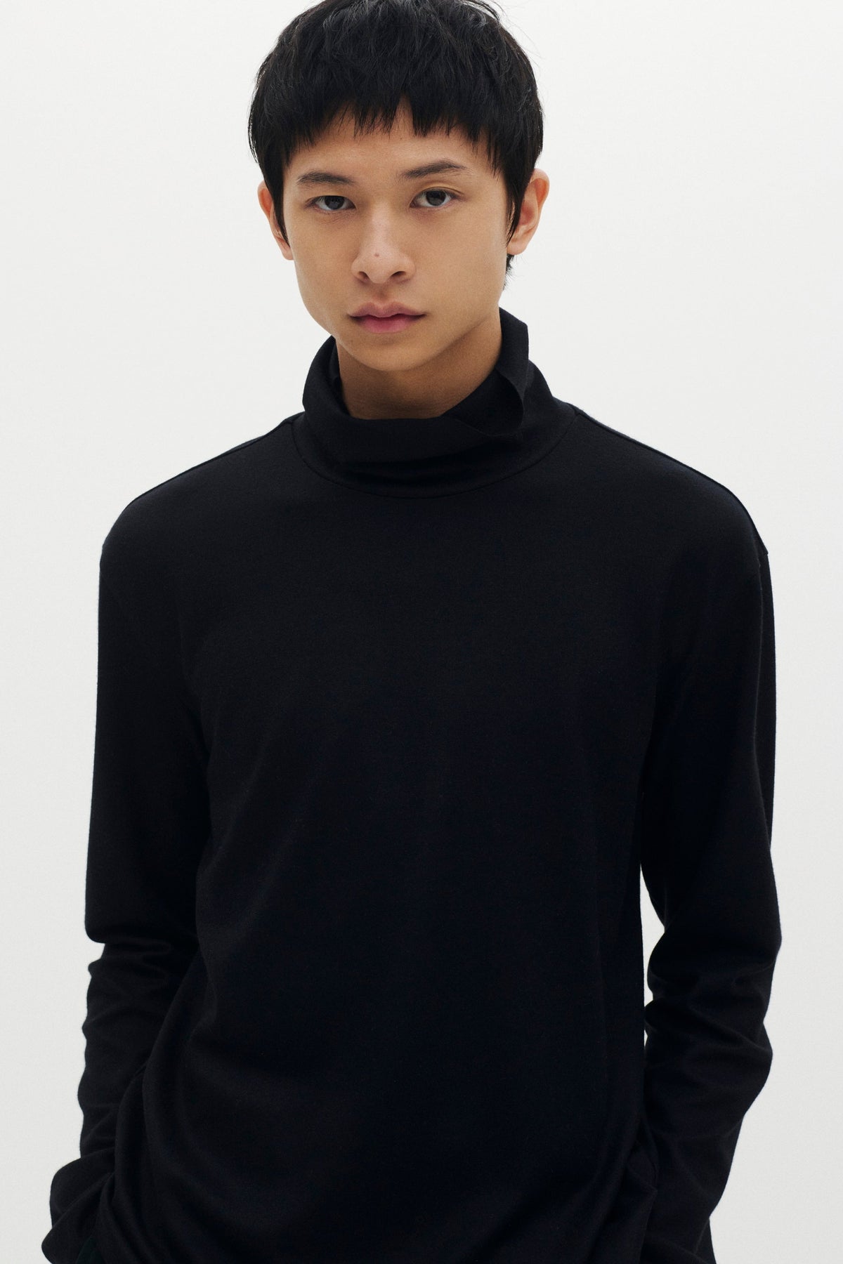 STILL ATTACHMENT ウールジャージーハイネックL/Sカットソー〔MCKA0306086998〕
