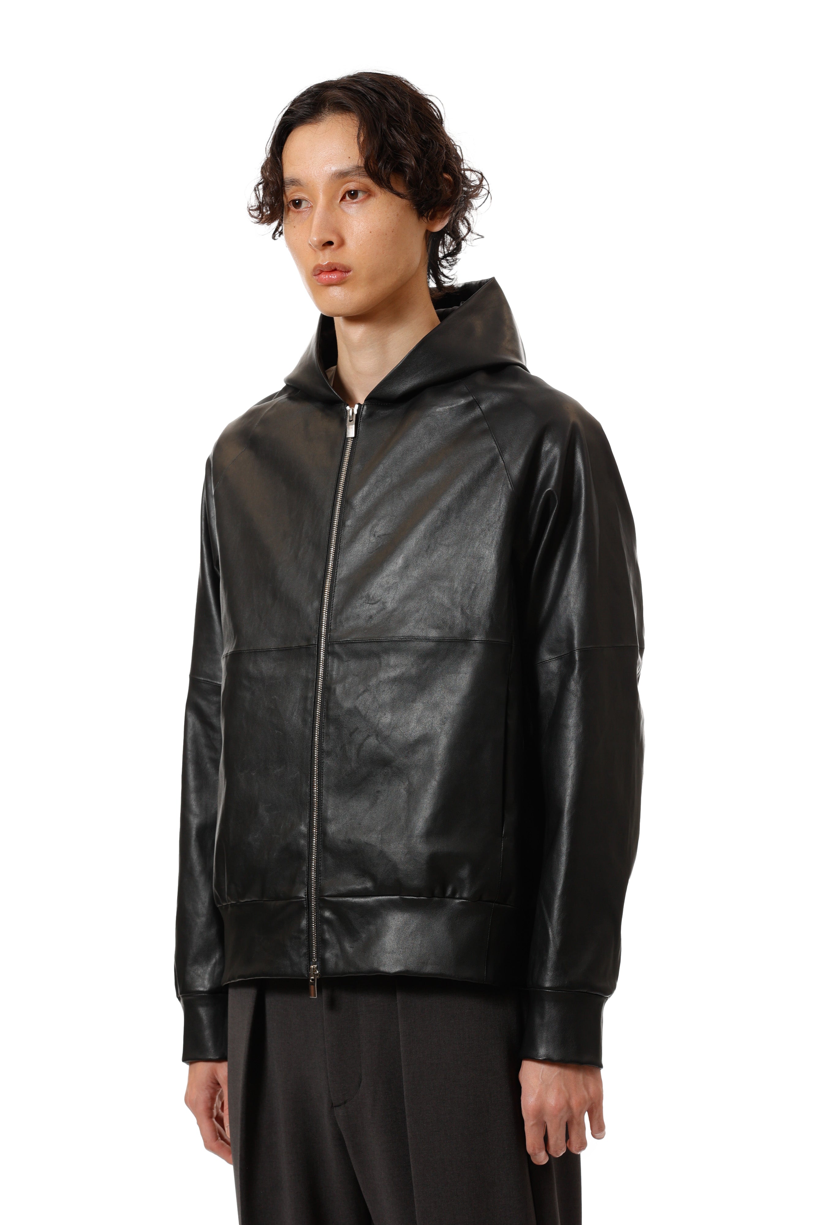 ストレッチシープレザー ジップアップフーディ〔AB52-061〕