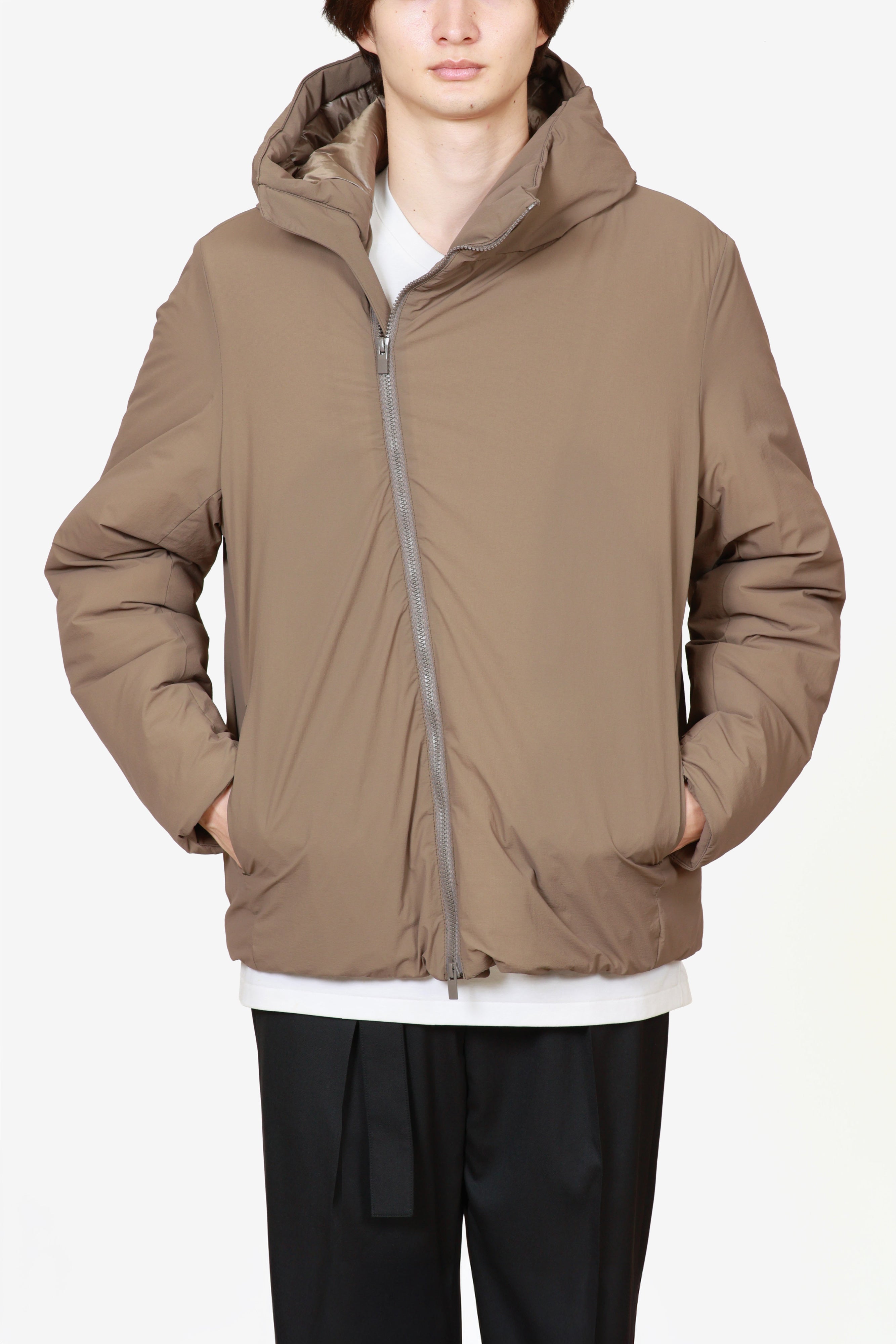 限定商品 ナイロン2WAYストレッチクロス  ラウンドジップフーデットコート〔AB52-117〕