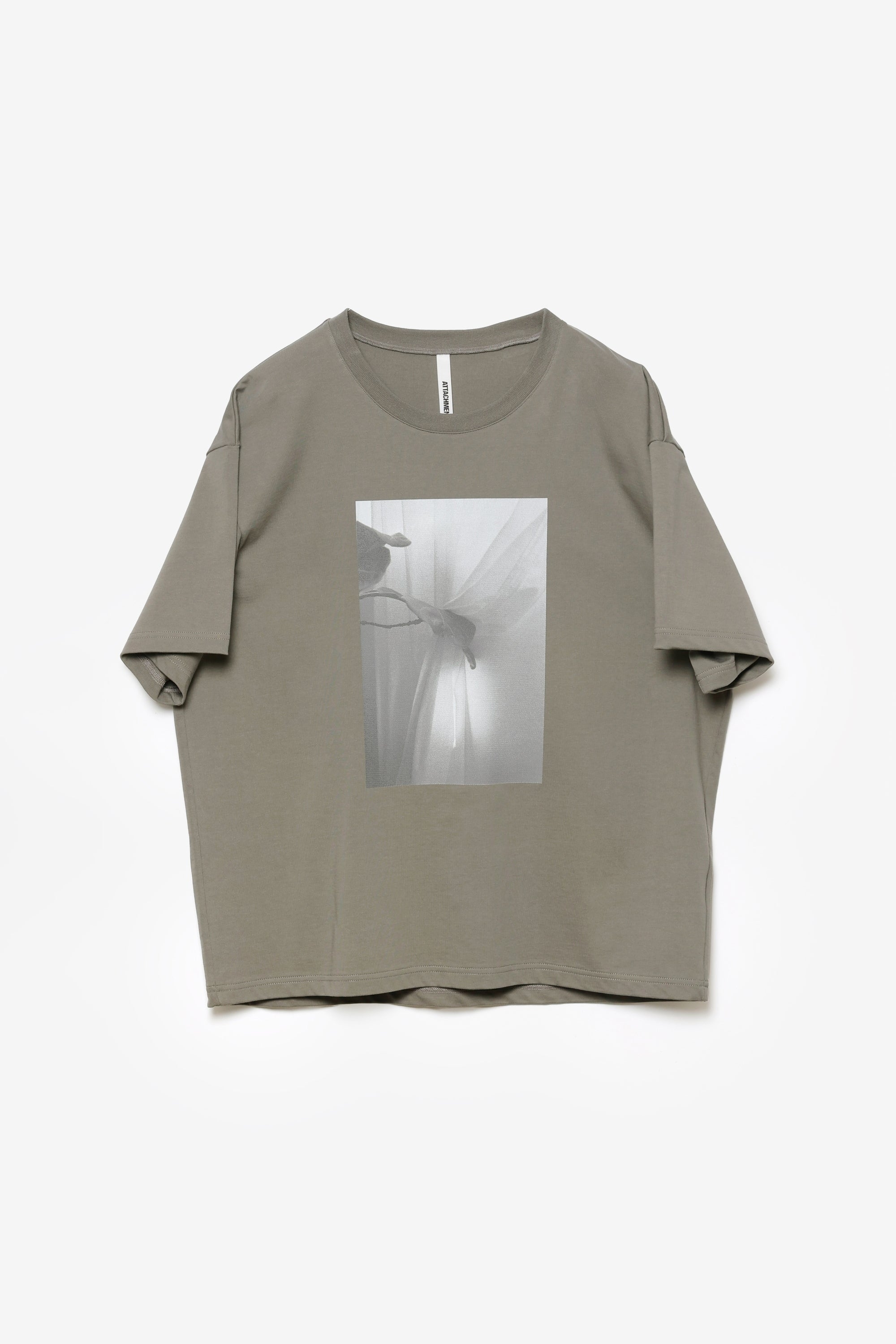 スヴィンジャージー プリントS/S Tシャツ〔AJ61-091〕