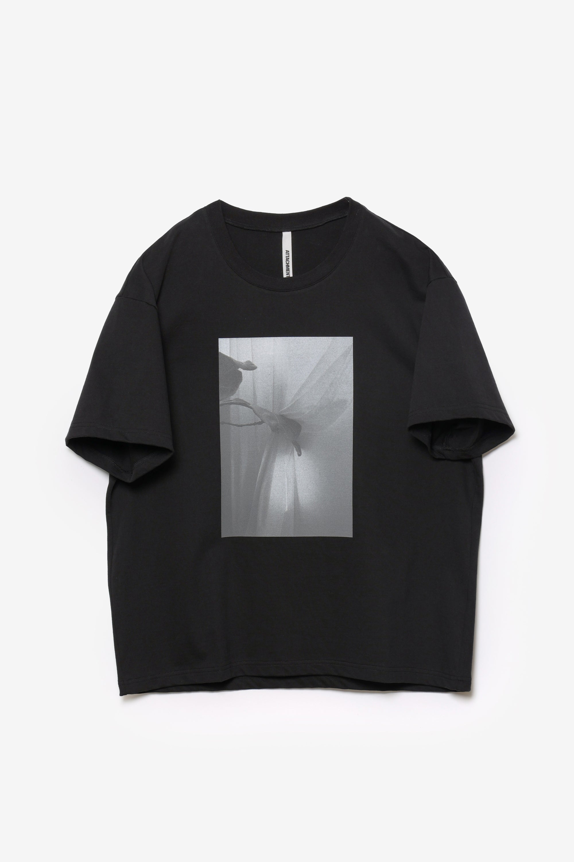 スヴィンジャージー プリントS/S Tシャツ〔AJ61-091〕
