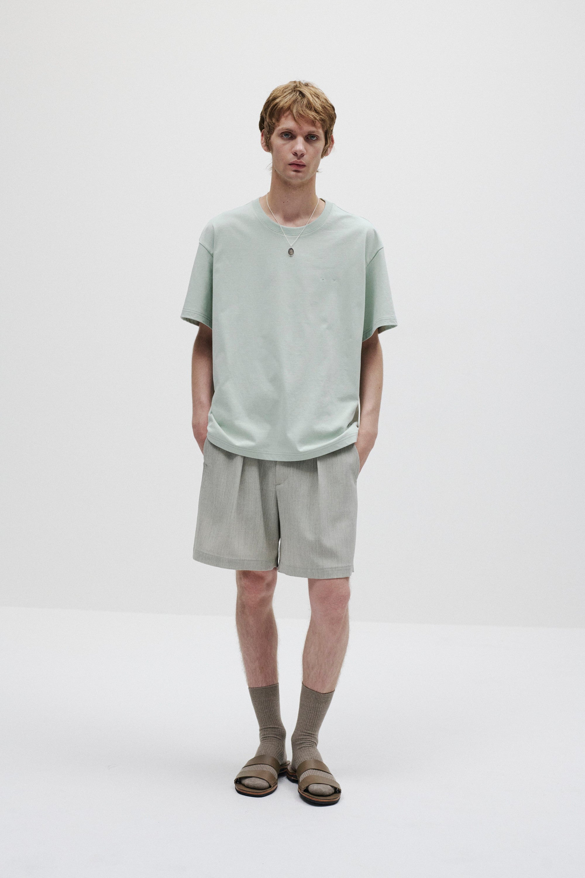 スヴィンジャージー ロゴ刺繍S/S Tシャツ〔AJ61-092〕