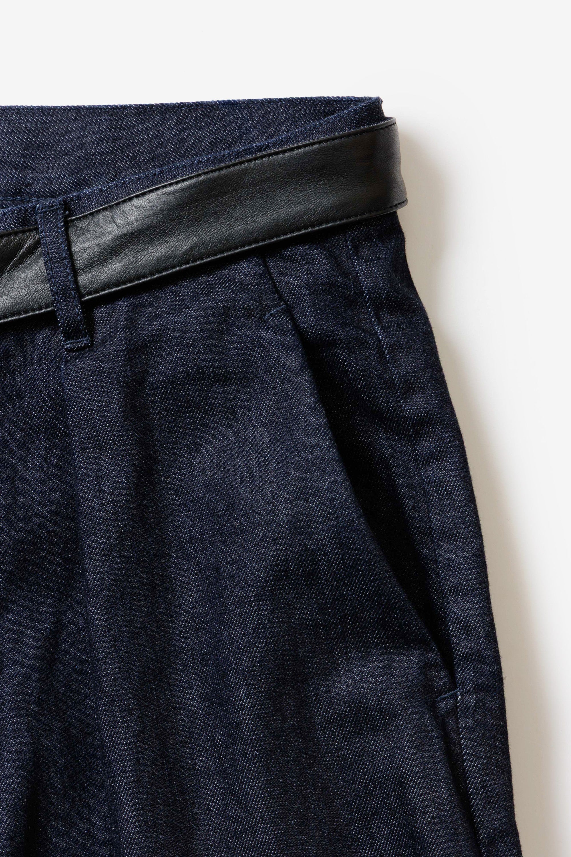 ATTACHMENT × JAPAN DENIM　LEATHER BELTED ONEWASH PANTS〔AP61-111〕