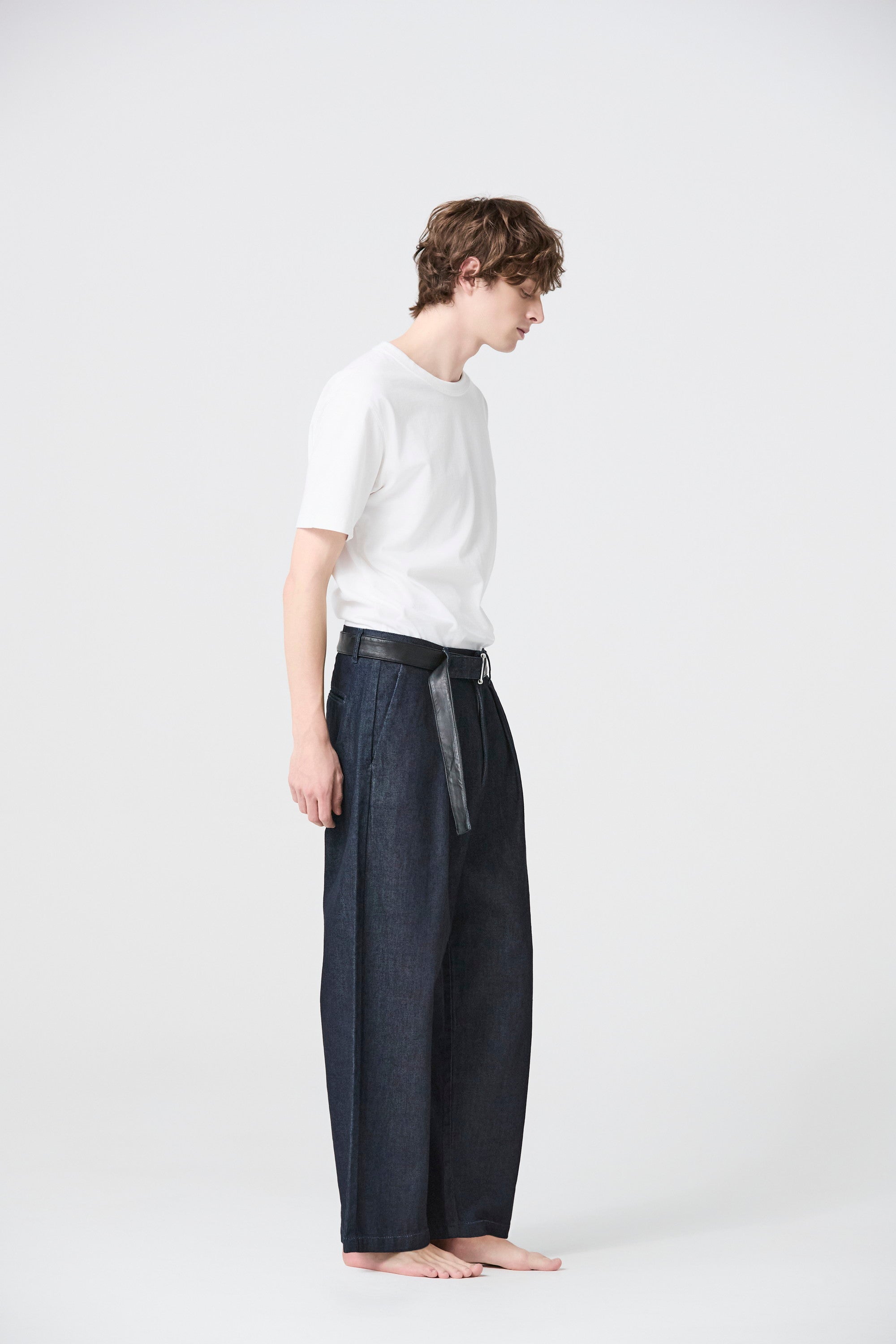 ATTACHMENT × JAPAN DENIM　LEATHER BELTED ONEWASH PANTS〔AP61-111〕