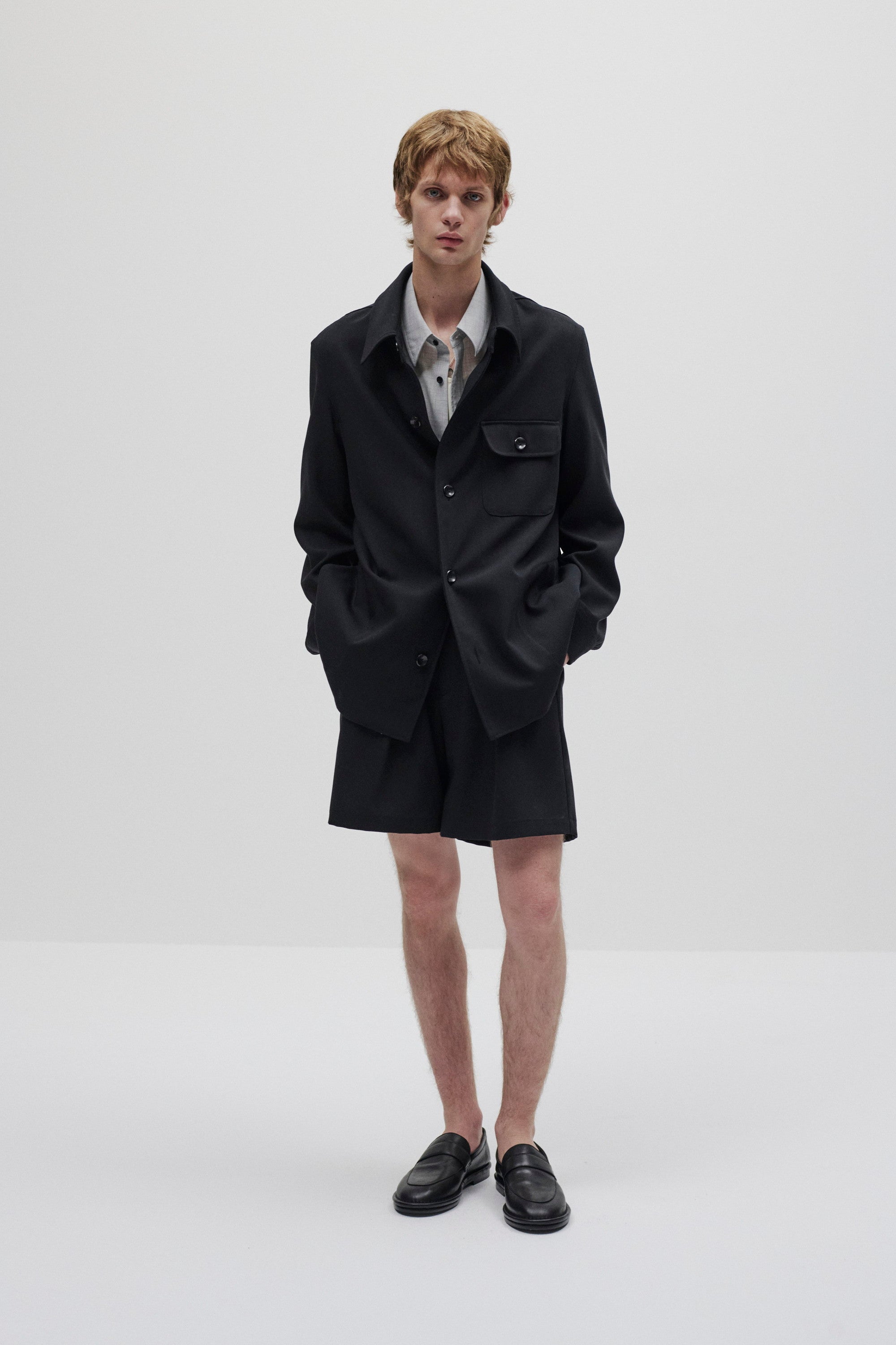 スムースレザー ローファー〔AE61-001〕