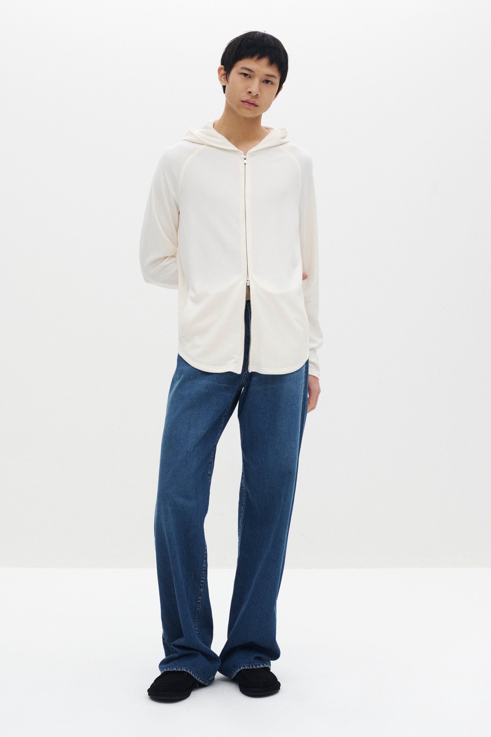 ビスコース/ポリエステルスムースジップアップライトフーディー〔MCKA0309086998〕