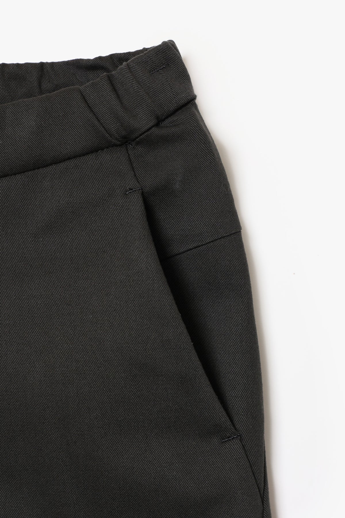 ラバーストレッチツイルスリーディメンショナルパンツ〔MCKA0340106998〕